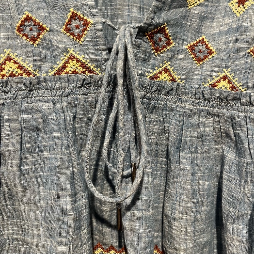 ✨Host Pick ✨ “FREE PEOPLE”  Talulah Embroidered Top, Ladies Size Small - Picture 6 of 12